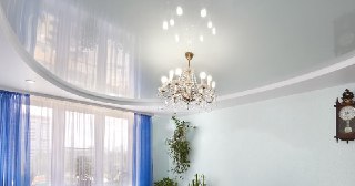 Глянцевый потолок Светлоград, цена от 4408 руб.