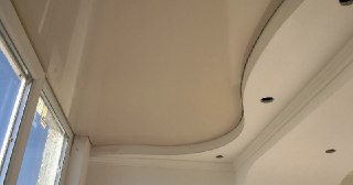 Натяжной потолок на балкон Светлоград, цена 6094 руб.